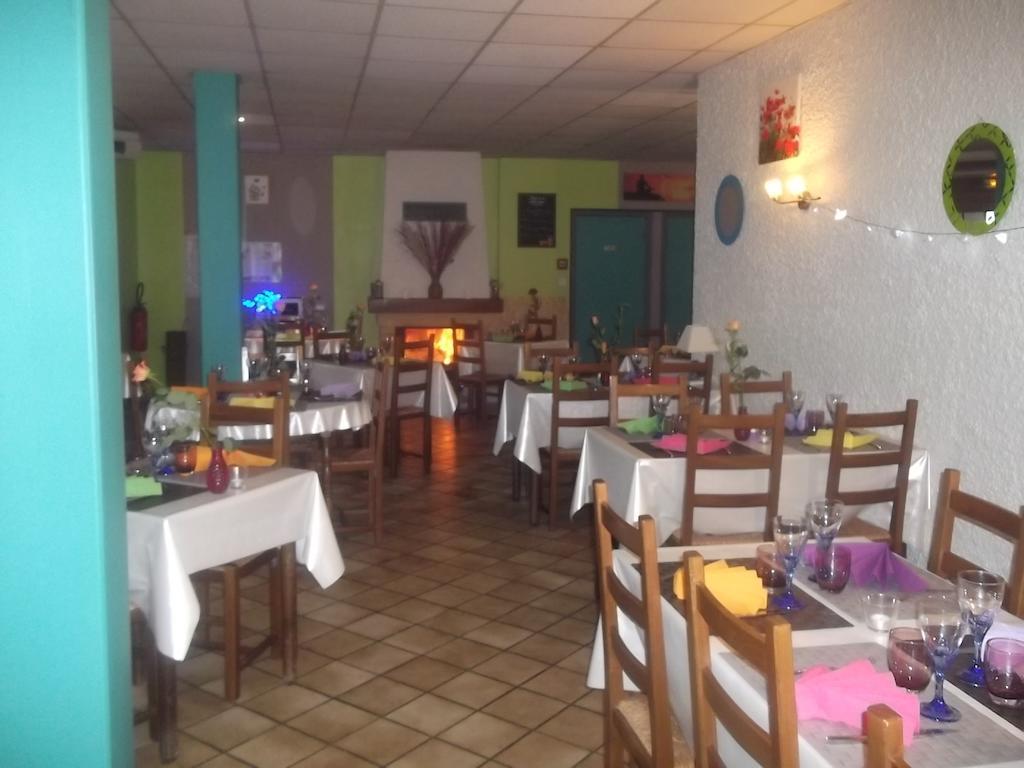 Hotel Des Cotes De Meuse Saint-Maurice-sous-les-Cotes Luaran gambar