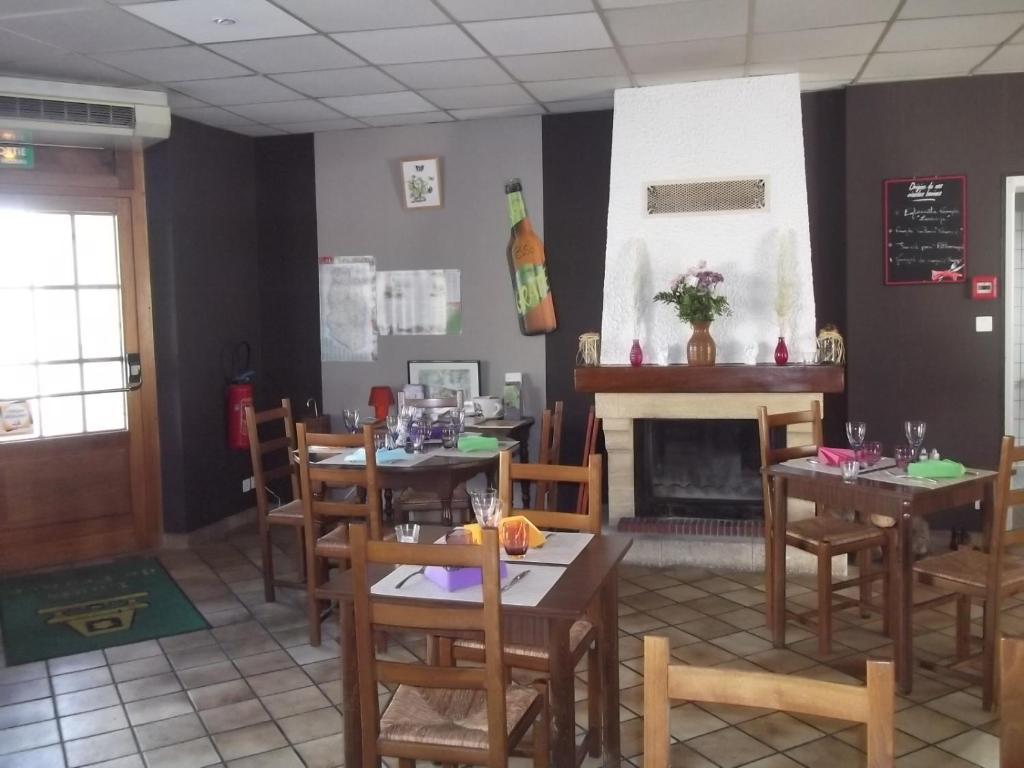 Hotel Des Cotes De Meuse Saint-Maurice-sous-les-Cotes Luaran gambar