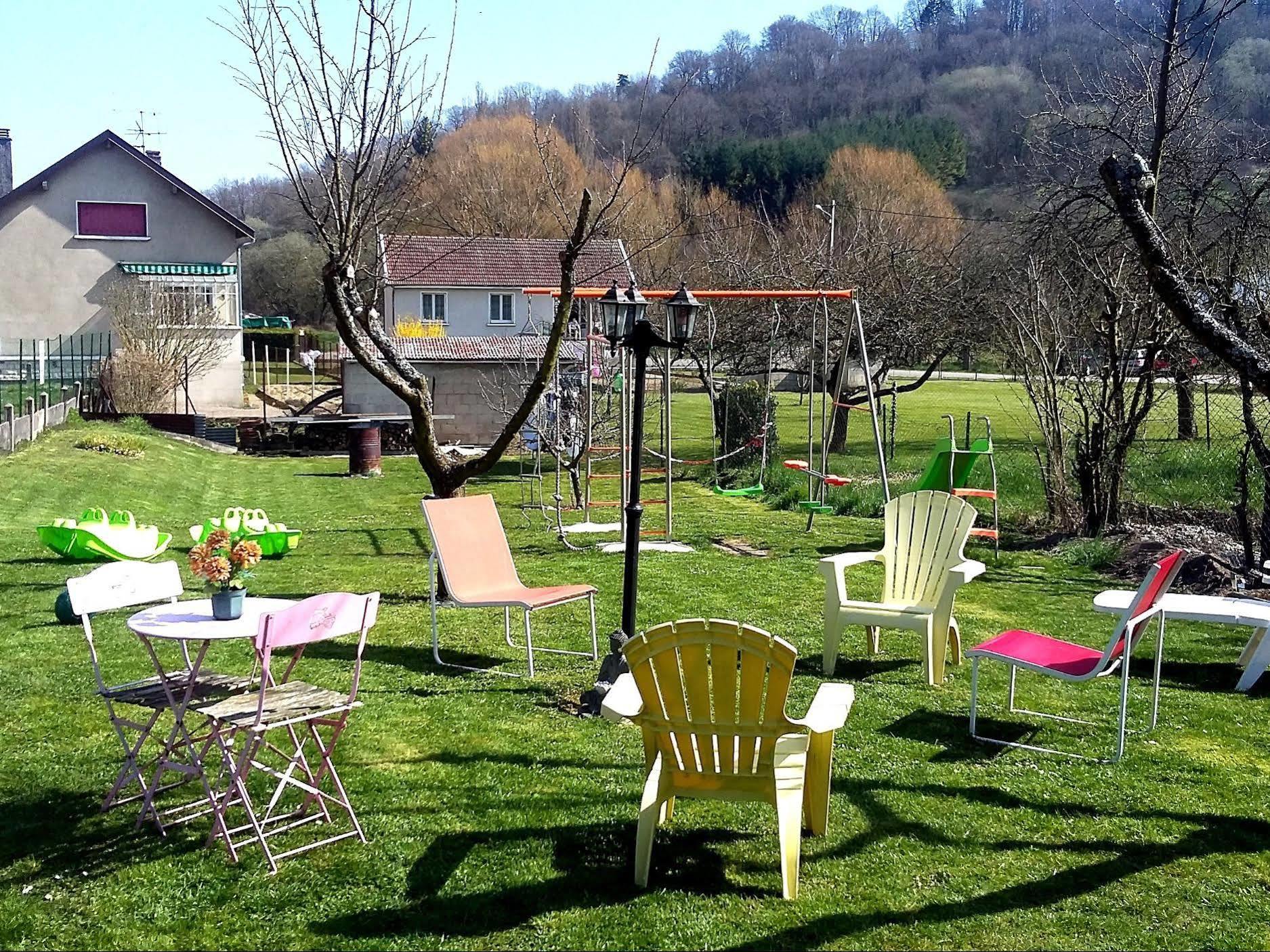 Hotel Des Cotes De Meuse Saint-Maurice-sous-les-Cotes Luaran gambar
