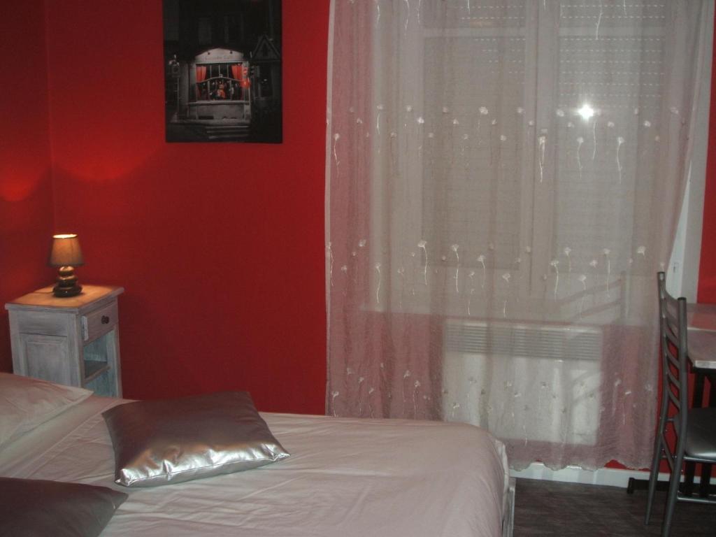Hotel Des Cotes De Meuse Saint-Maurice-sous-les-Cotes Bilik gambar